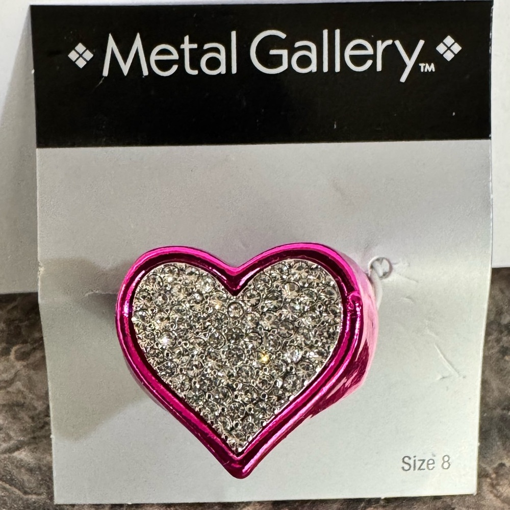 Metal Gallery Pink Heart Adorned with Clear Rhinestones Fun Fashion Ring New